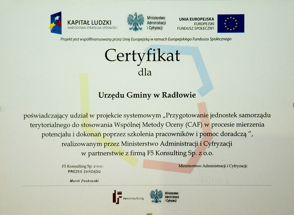 Certyfikat dla Urzędu Miejskiego w Radłowie za udział w projekcie systemowym realizowanym przez MAiC