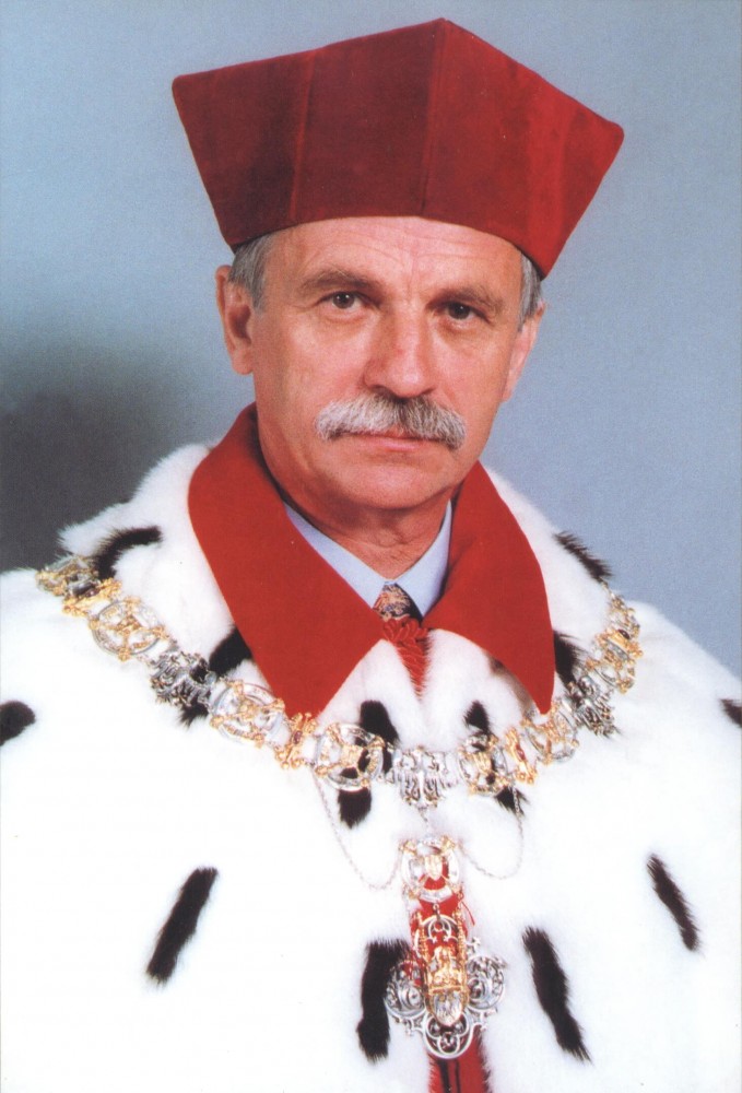 prof. dr hab. Franciszek Ziejka